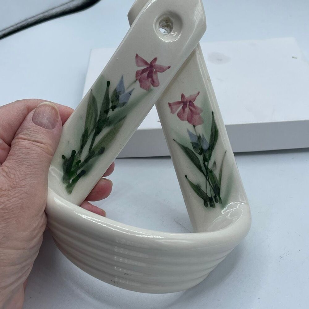 Art Pottery pink Iris towel holder. - Picture 3 of 6
